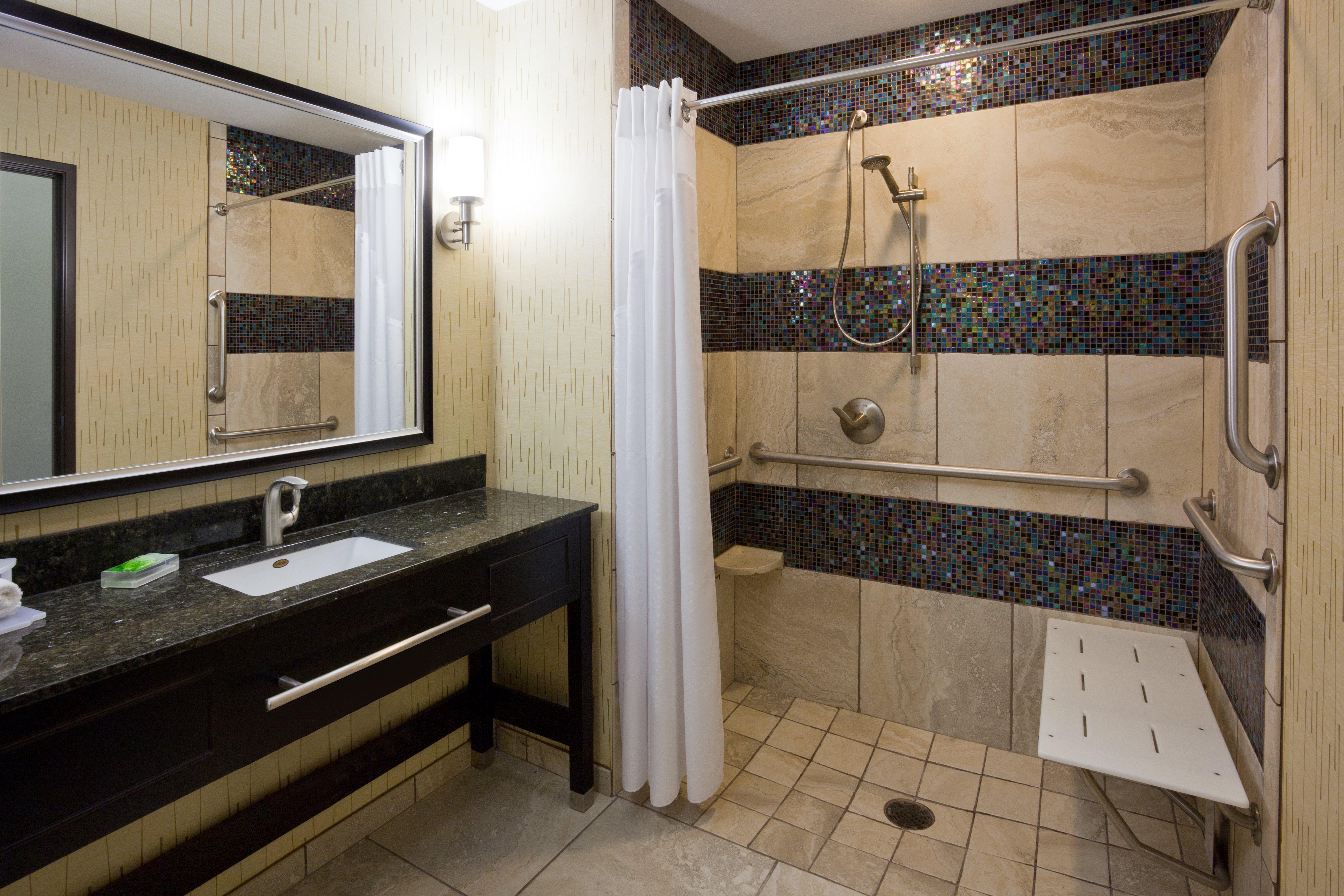 Holiday Inn Express & Suites Davenport, An Ihg Hotel Extérieur photo